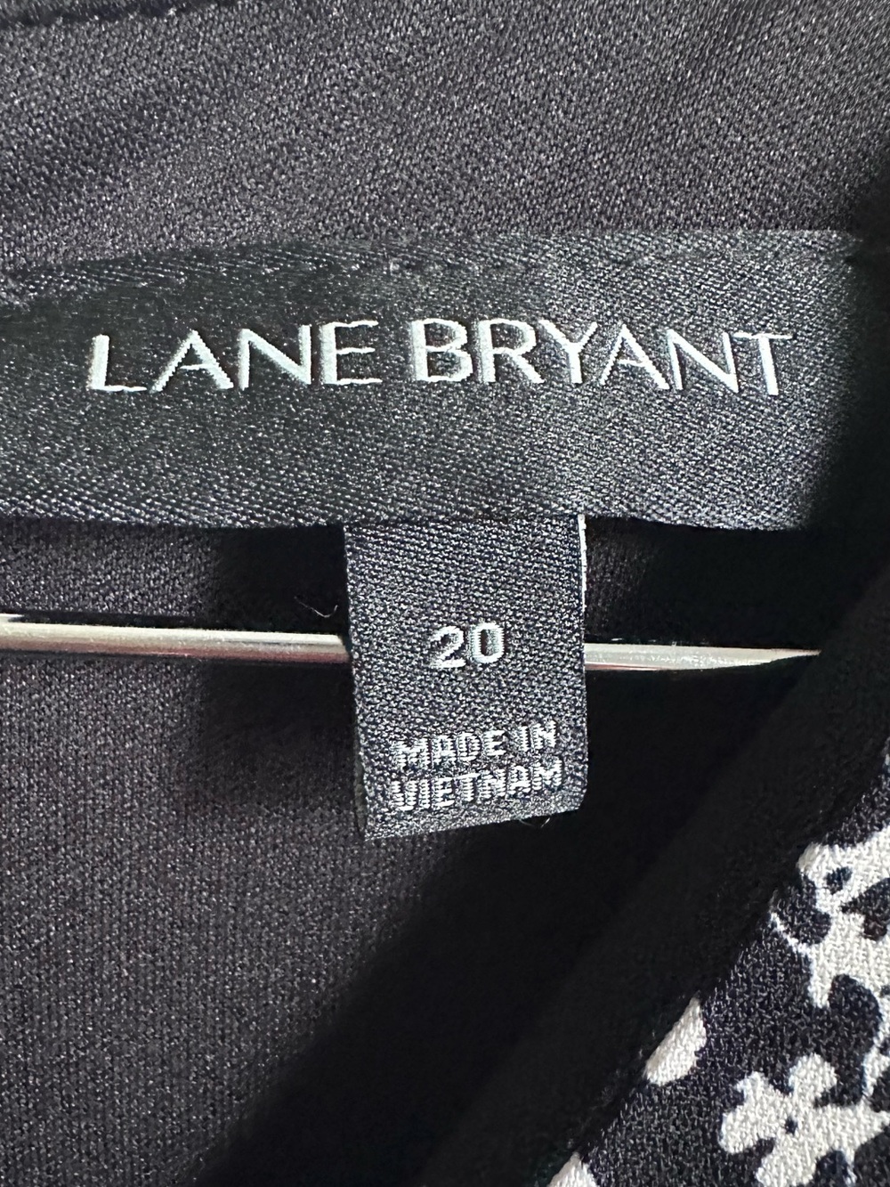 Lane Bryant Floral Pleated Midi Dress Black White Long Sleeve Plus Women’s 20 - Picture 5 of 9